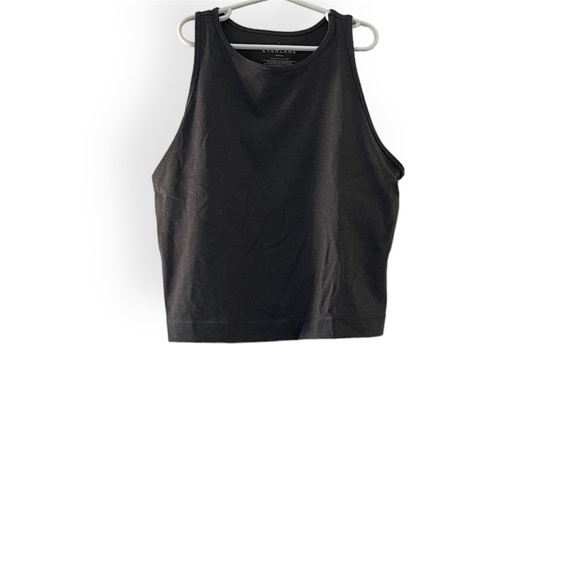 Everlane Cropped Activewear Tank - Picture 1 of 3